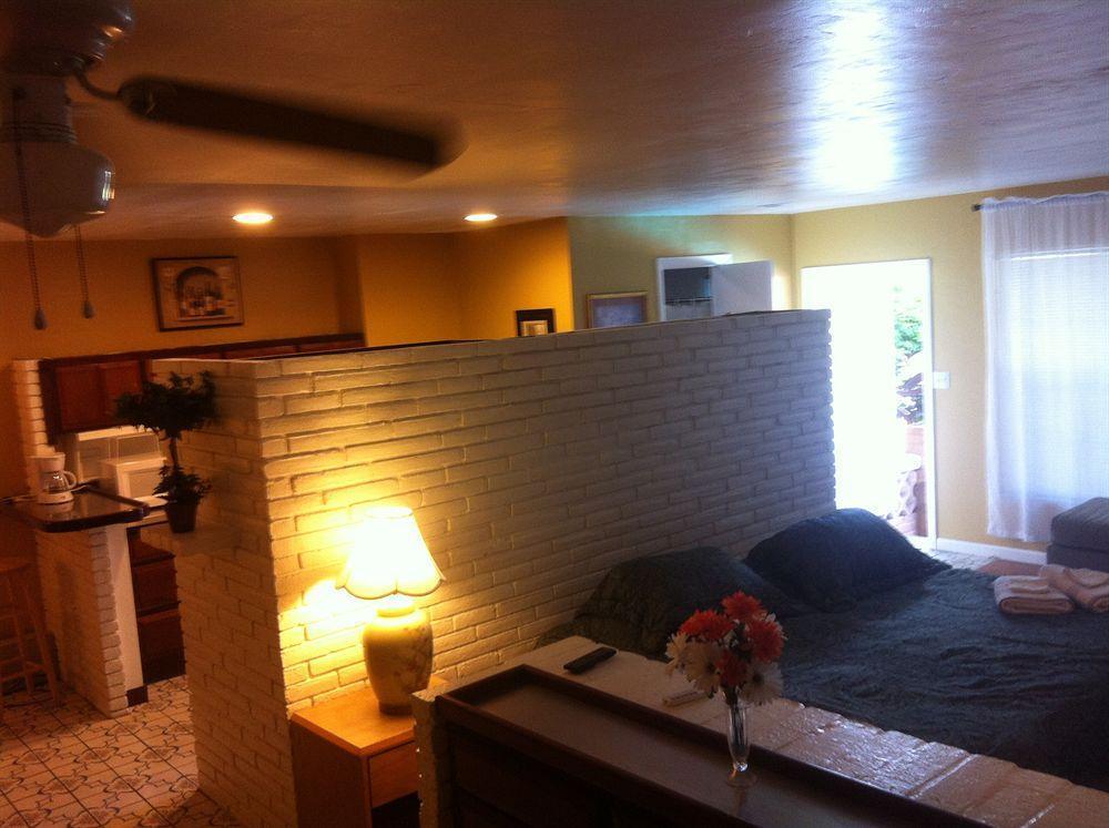 The Bridge At Cordova Boutique Hotel And Hostel 포트 로더데일 외부 사진